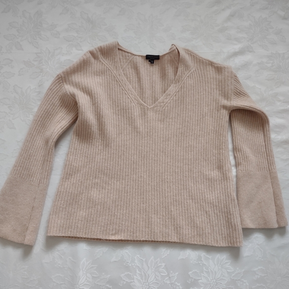 Rag & Bone rib knit v-neck merino wool sweater - Picture 2 of 13